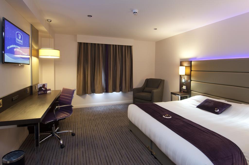 Premier Inn 할로 객실 사진