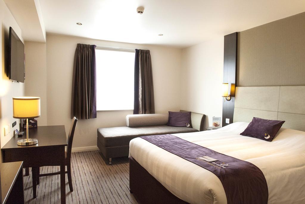 Premier Inn 할로 객실 사진