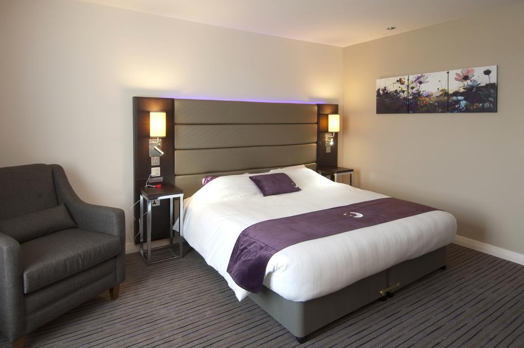 Premier Inn 할로 외부 사진