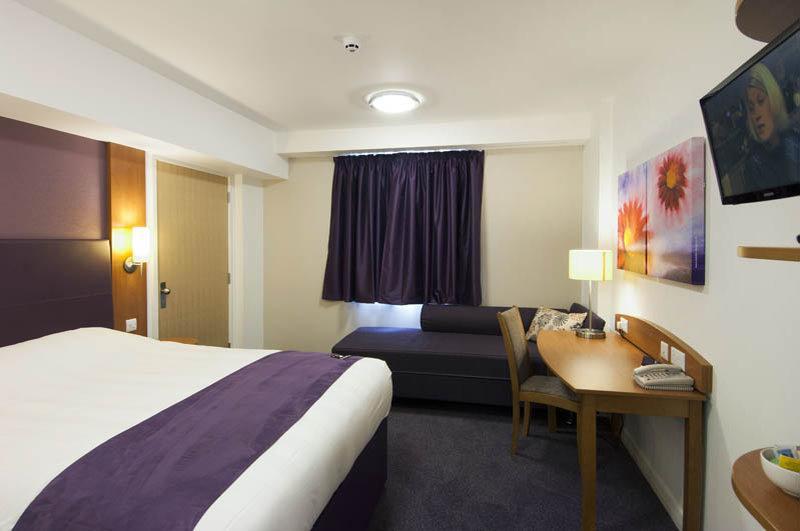 Premier Inn 할로 외부 사진