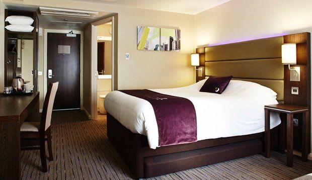 Premier Inn 할로 외부 사진